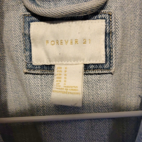 3/$25 Forever 21 Denim Vest - Picture 2 of 4